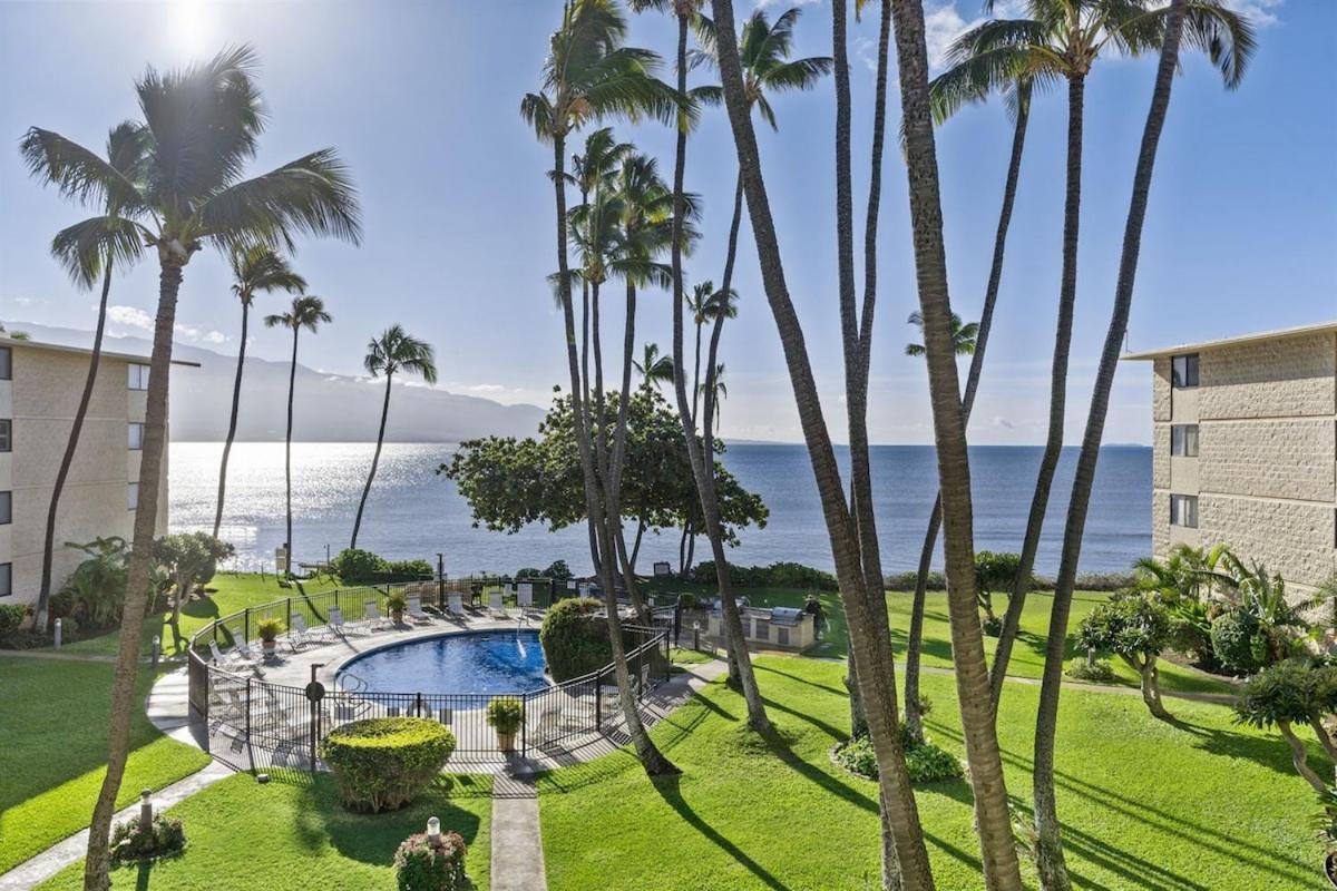Direct Oceanfront—Fully Remodeled—Sleeps 6 Villa Wailuku Exterior photo