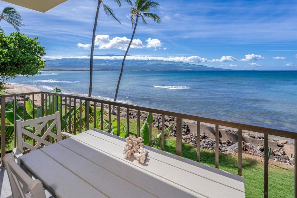 Direct Oceanfront—Fully Remodeled—Sleeps 6 Villa Wailuku Exterior photo